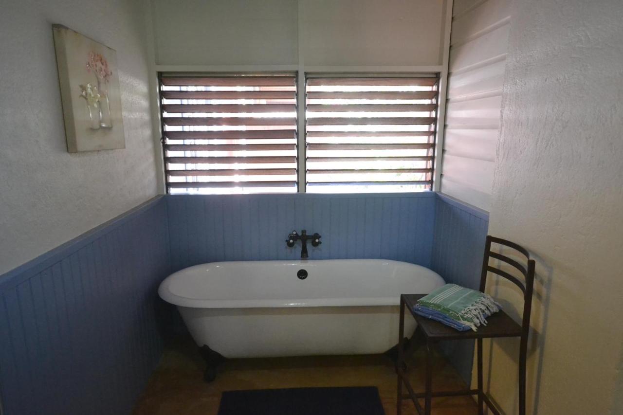Katamah Beachfront Guesthouse Treasure Beach Extérieur photo