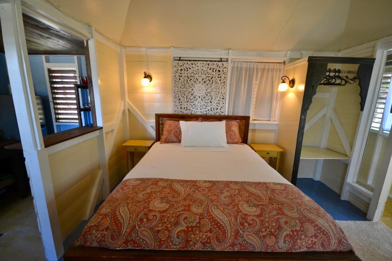 Katamah Beachfront Guesthouse Treasure Beach Extérieur photo