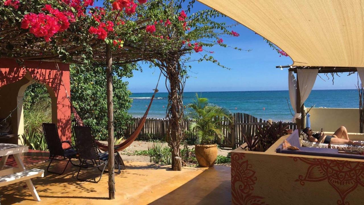 Katamah Beachfront Guesthouse Treasure Beach Extérieur photo