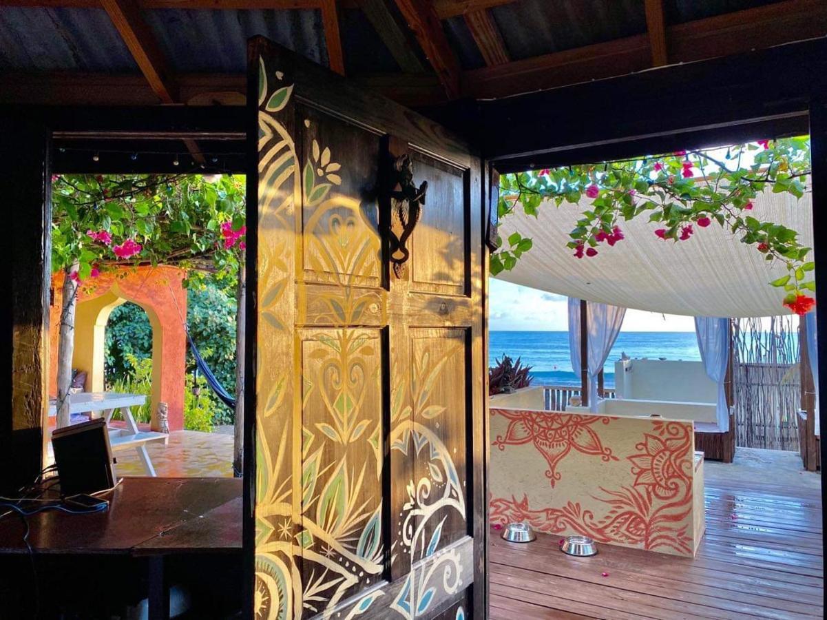 Katamah Beachfront Guesthouse Treasure Beach Extérieur photo